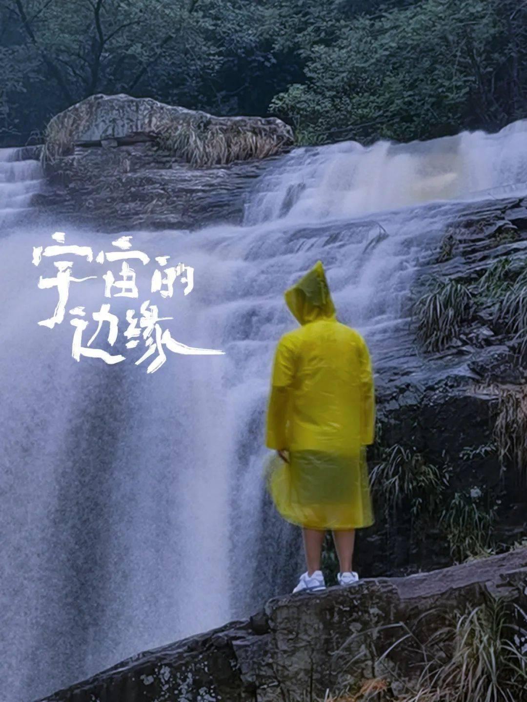 河南方城县一学校发生火灾，应急管理部派工作组赴现场指导处置